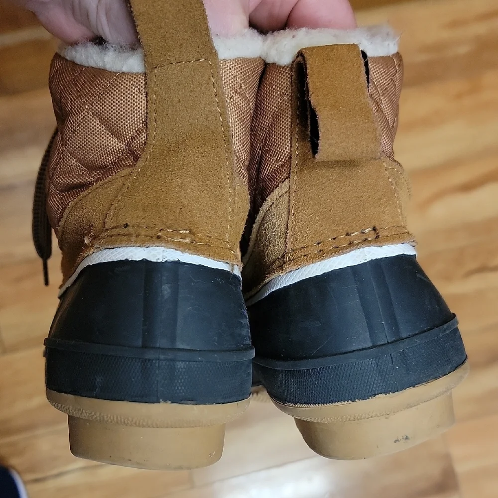 Khombu Size 9 Daisy Ankle Faux Fur-Lined Winter Duck Boots